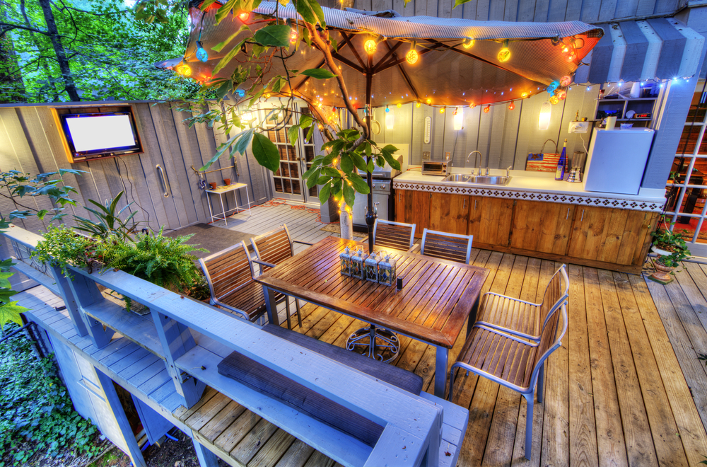 Dreaming of a Deck? 4 Ways to Save on Construction
